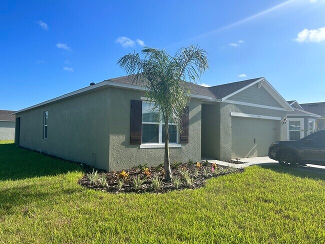 Primary Photo - 3241 Silas Dr