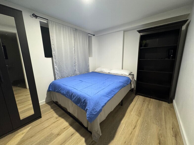 Building Photo - 14212 SE 38th St