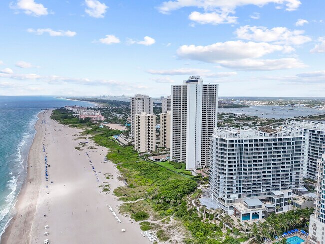 Building Photo - 3100 N Ocean Dr