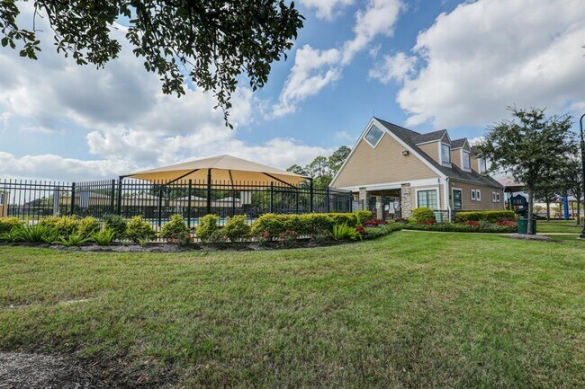 Building Photo - 18023 Melissa Springs Dr