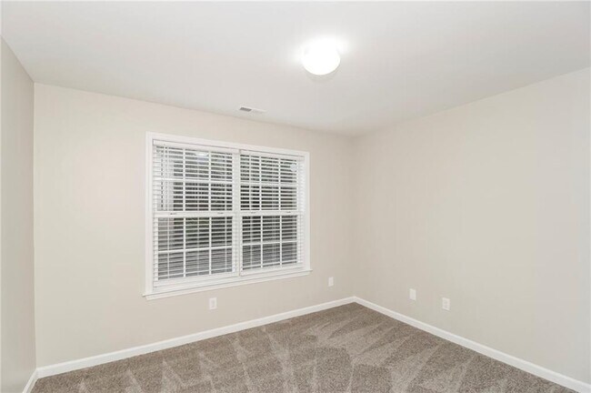 Building Photo - 4505 Lightning Bolt Trail