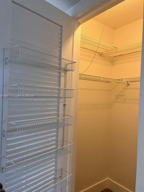 Building Photo - 246 Suffolk F