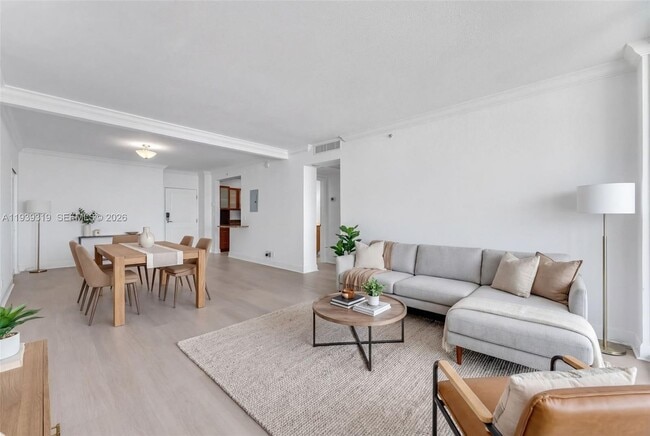 Building Photo - 401 69th St