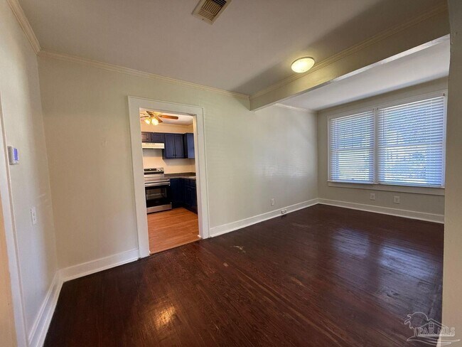 Building Photo - 1120 Barcia Dr