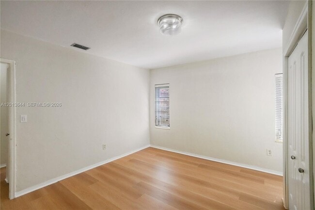 Building Photo - 2460 SW 24th St