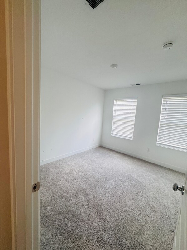 Building Photo - 13769 Gatsby Dr