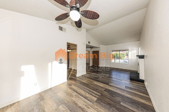 Building Photo - 12365 Marquette Ct