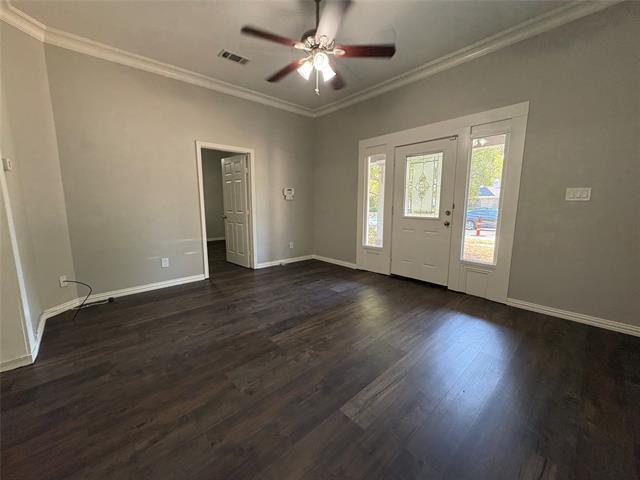 Building Photo - 508 N Dallas Ave