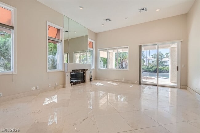 Building Photo - 8349 Turtle Creek Cir