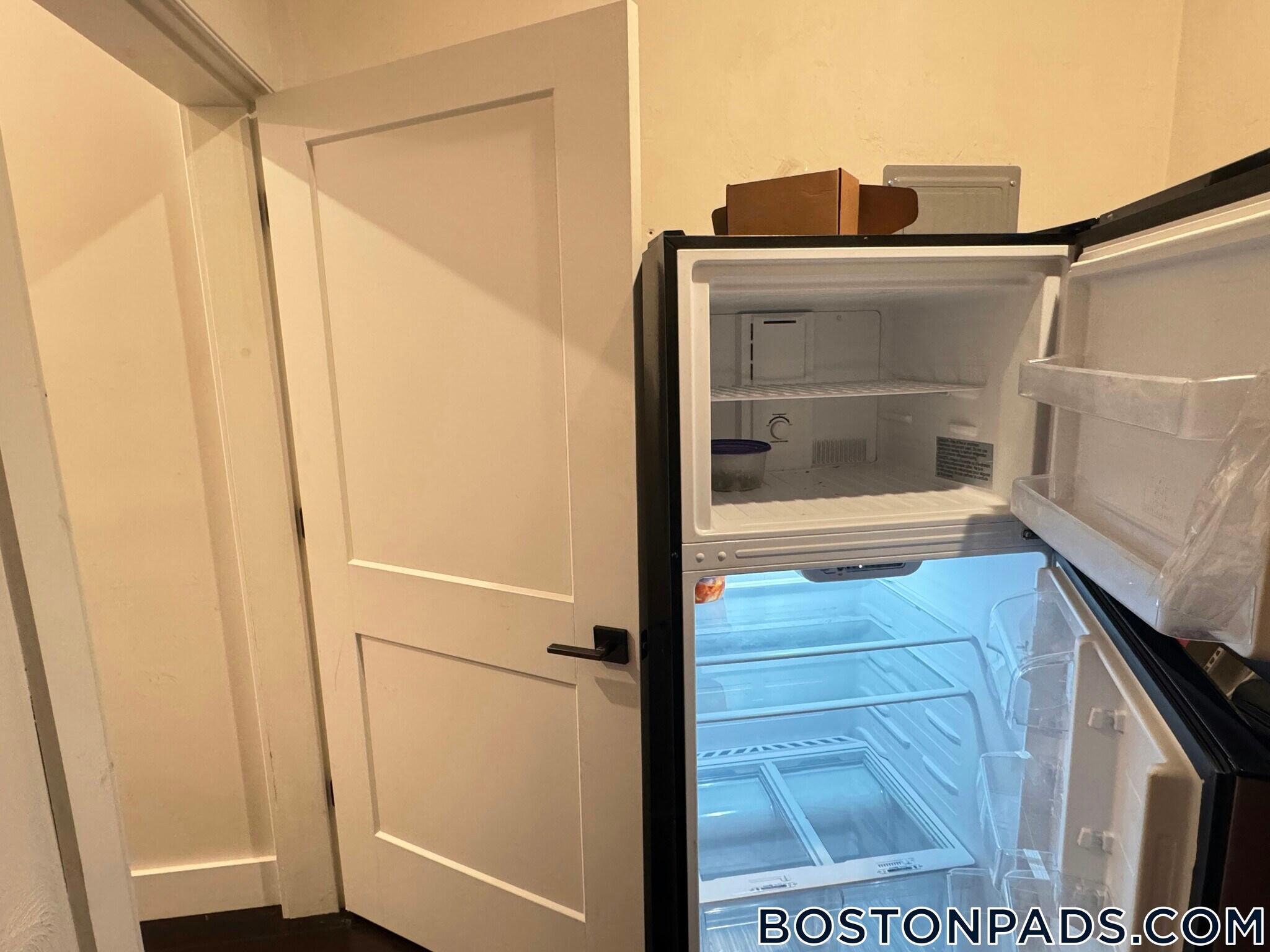 Building Photo - 1 Cedar St