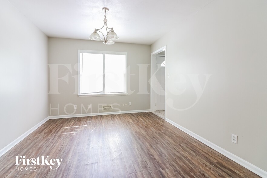 Building Photo - 3508 S Leslie Ave