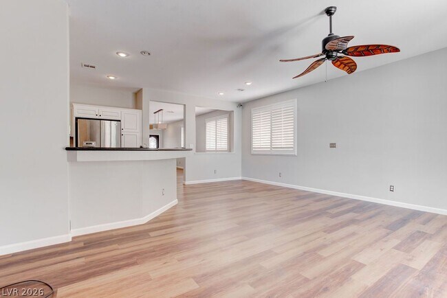Building Photo - 325 Brilliant Summit Cir