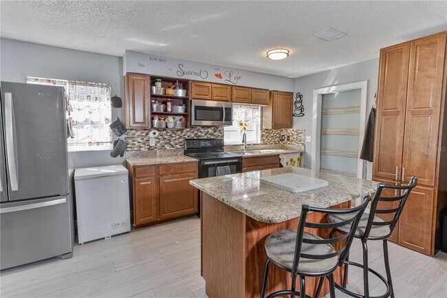 Building Photo - 3112 Oranole Rd