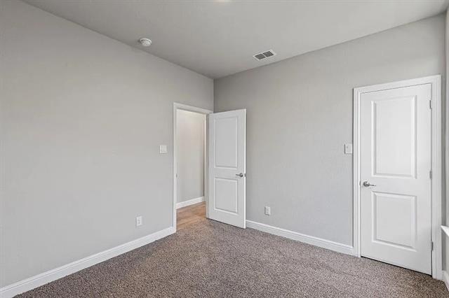 Building Photo - 801 Chaplin Dr