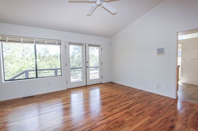 Building Photo - Cathedral Pines Three Bedroom Home