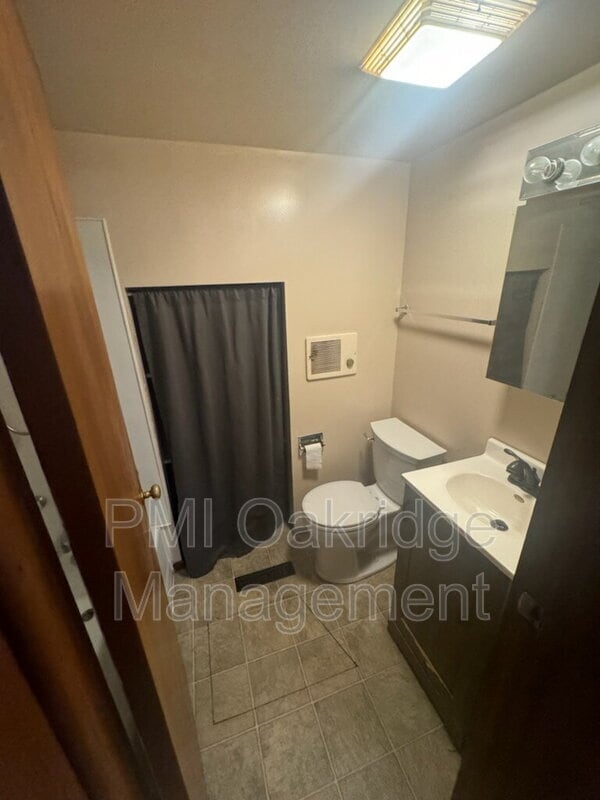 Building Photo - 172 S Hanover St