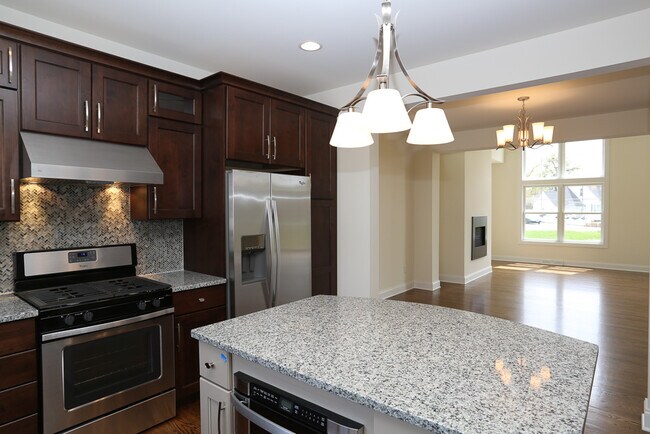 gas stove, micro built into island - 5 Mulberry Dr