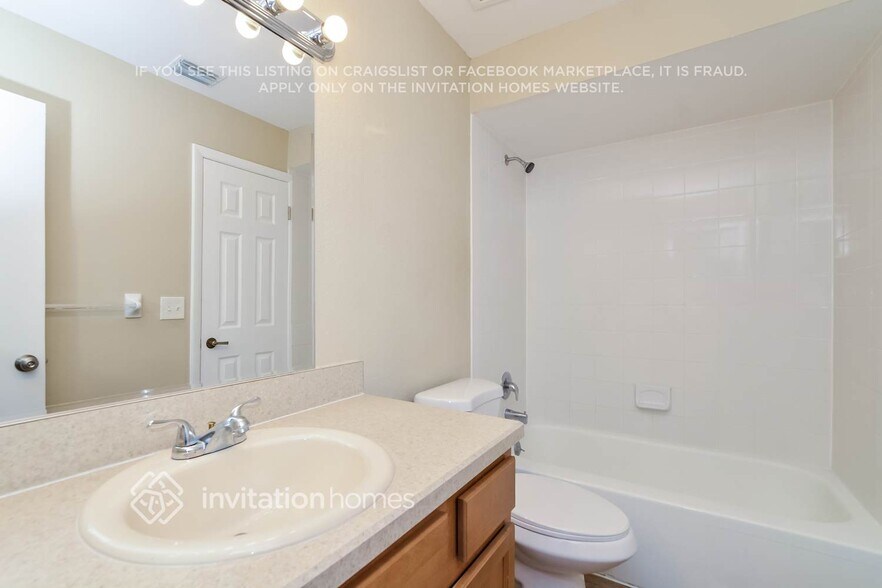 Building Photo - 5216 Forzley St