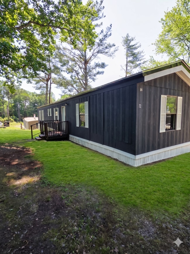 Building Photo - 412 McElhaney Rd
