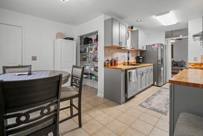 Building Photo - 309 McKendree Ln