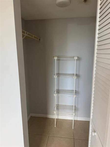 Building Photo - 4808 N State Rd 7