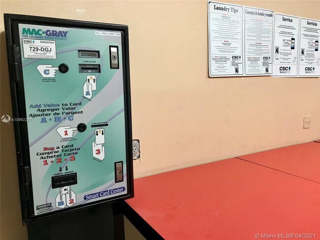 Building Photo - 16465 NE 22nd Ave