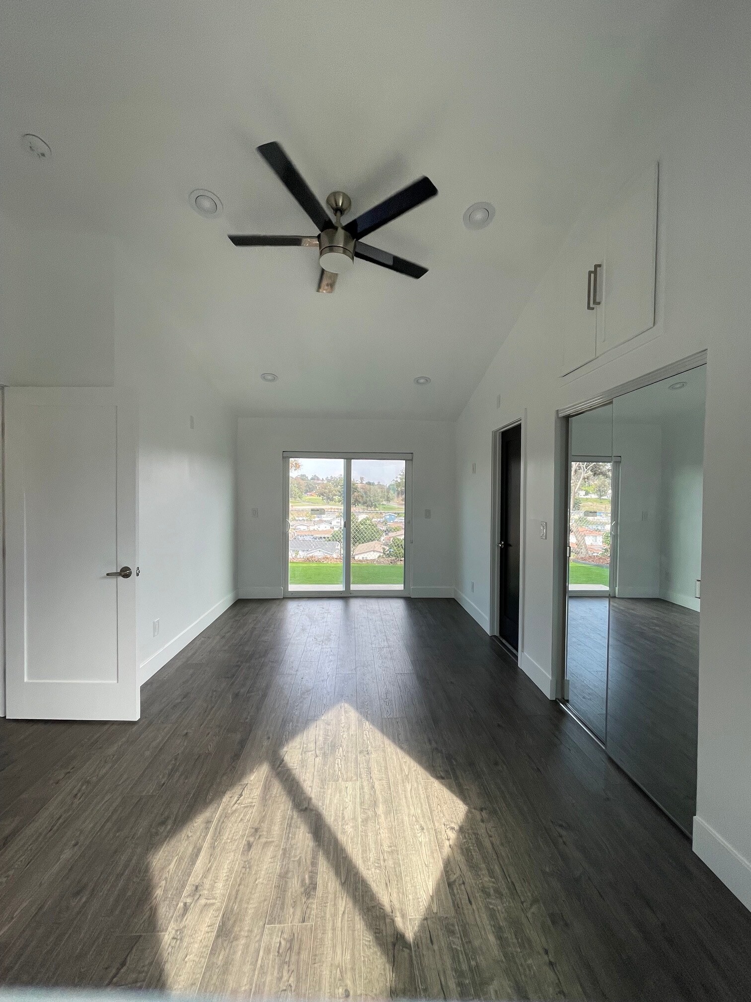 Building Photo - 448 Satinwood Way