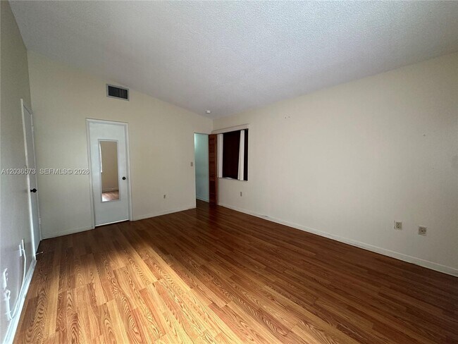 Building Photo - 8999 SW 123rd Ct