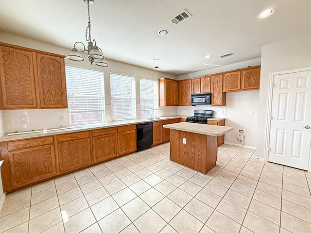 Building Photo - 8014 Amesbury Ln