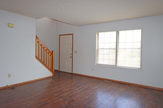 Building Photo - 1417 Wild Oats Dr