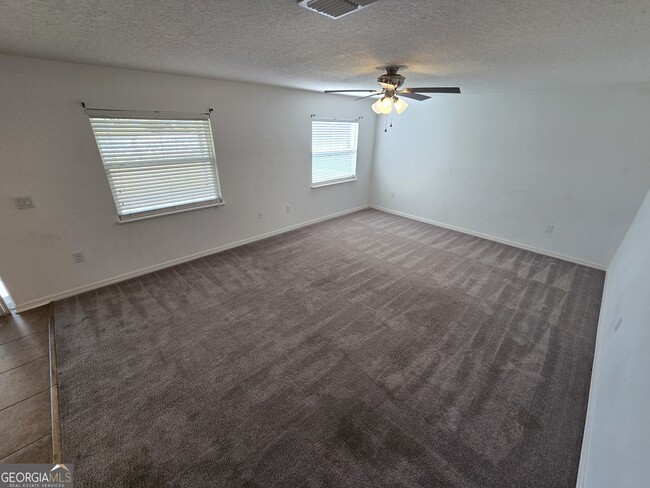 Building Photo - 127 Cedar Cir Dr