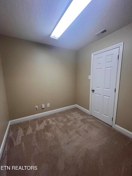 Building Photo - 5408 Oak Harbor Ln