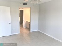 Building Photo - 1351 SW 141st Ave