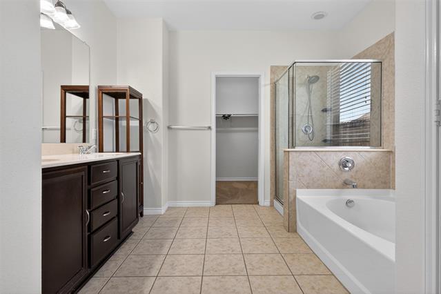 Building Photo - 8728 Maple Ridge Trail
