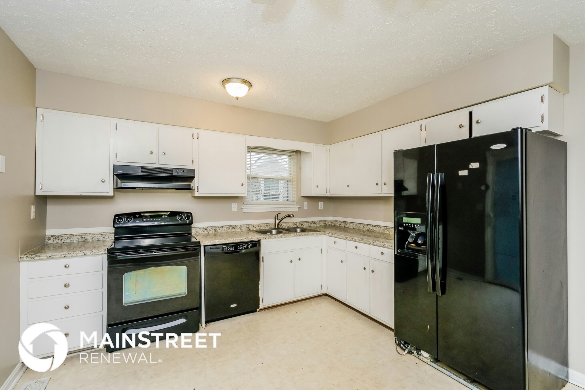 Building Photo - 10509 Hillpark Dr