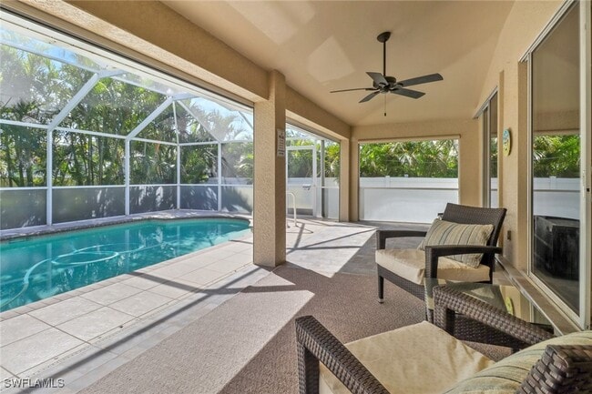 Building Photo - 2236 SW 27th St