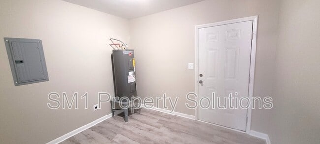 Building Photo - 1908 Darlington Pl