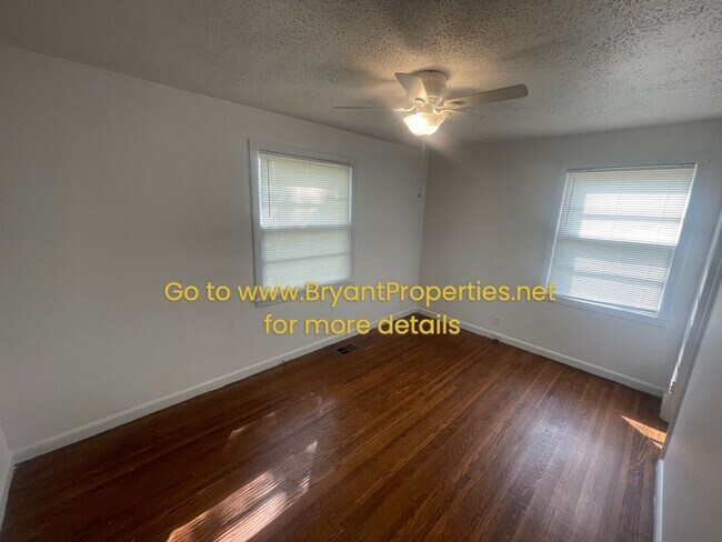 Building Photo - 3133 Cloverwood Dr