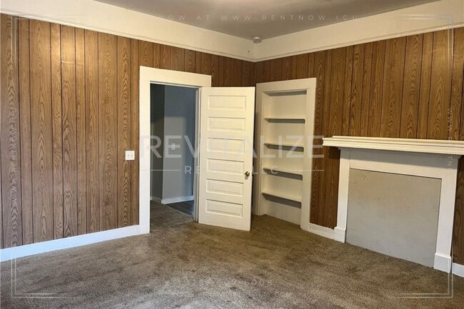 Building Photo - 4 Bed/3 Bath Home in Chickasaw East Village