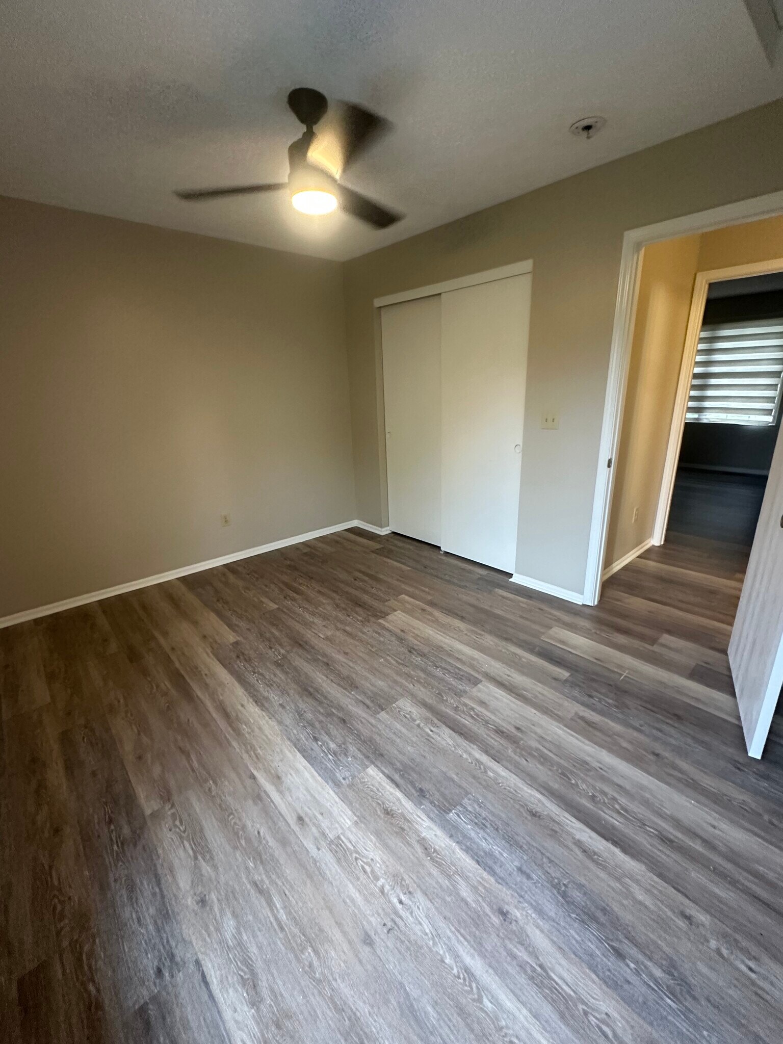 Building Photo - 3303 Windridge Dr