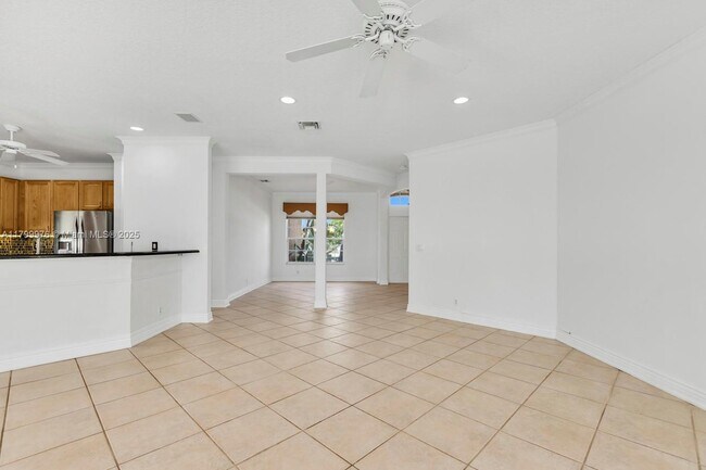 Building Photo - 12686 Little Palm Ln