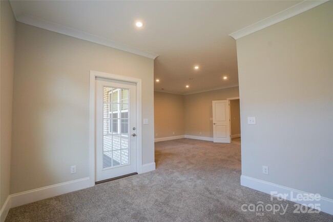 Building Photo - 20220 Shaffer Bach Ln