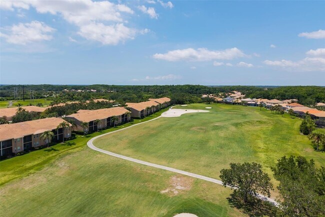 Building Photo - 905 Fairwaycove Ln