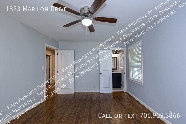 Building Photo - 1823 Marilon Dr