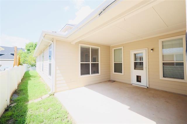 Building Photo - 1821 Forsythe Dr