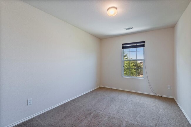 Building Photo - 12021 Pecangate Way