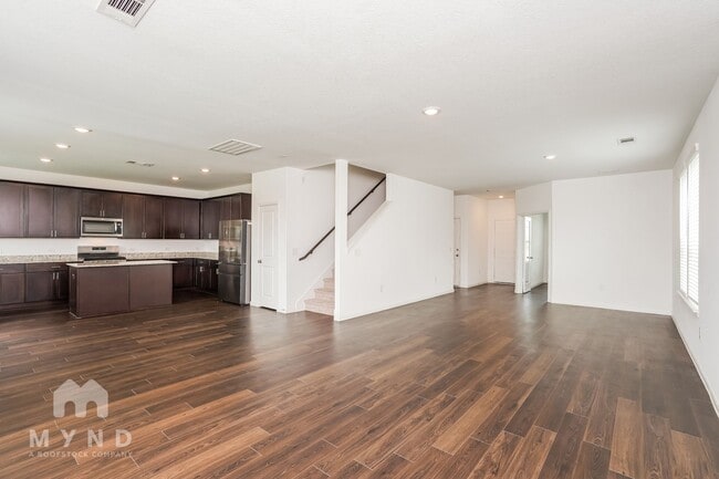 Building Photo - 23626 Escardilla Dr