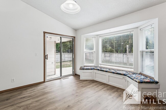 Building Photo - 2315 N Brandon Cir