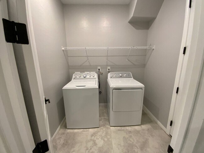 Building Photo - Townhouse in Summerlin North