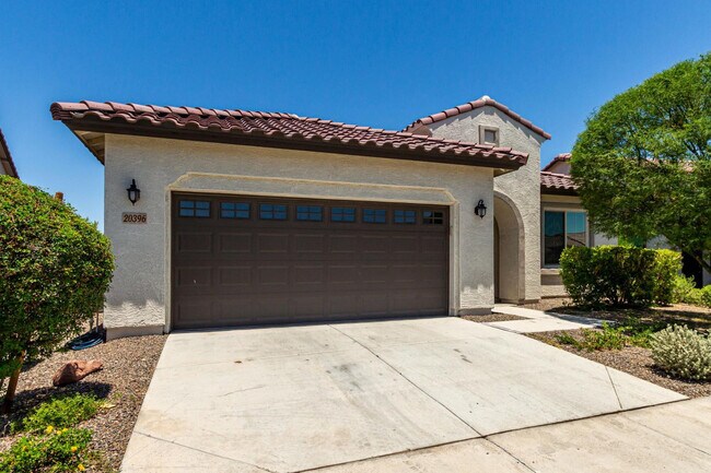 Building Photo - 20396 W Brittlewood Ave